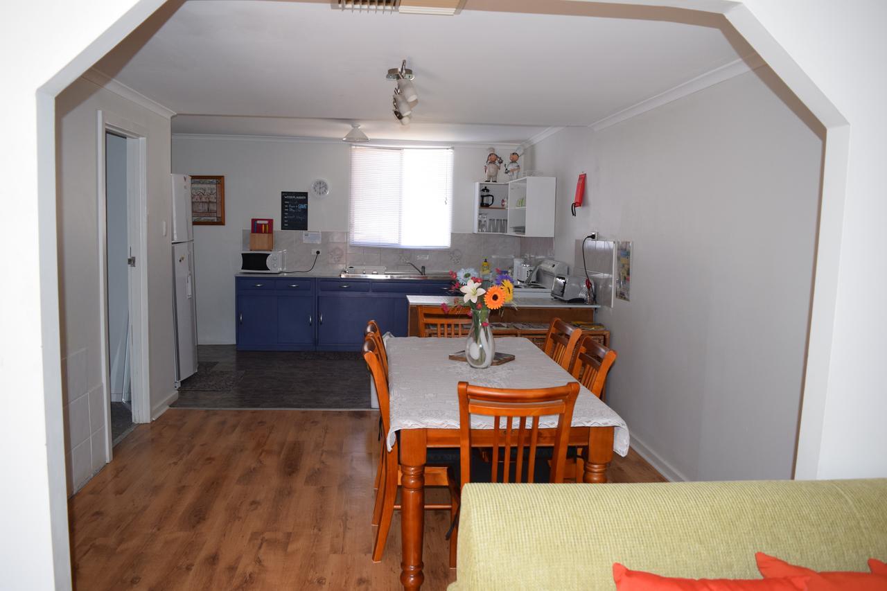 ברוקן היל Aly'S Cottage מראה חיצוני תמונה