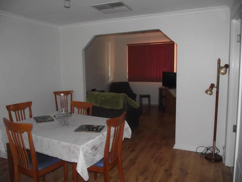 ברוקן היל Aly'S Cottage מראה חיצוני תמונה